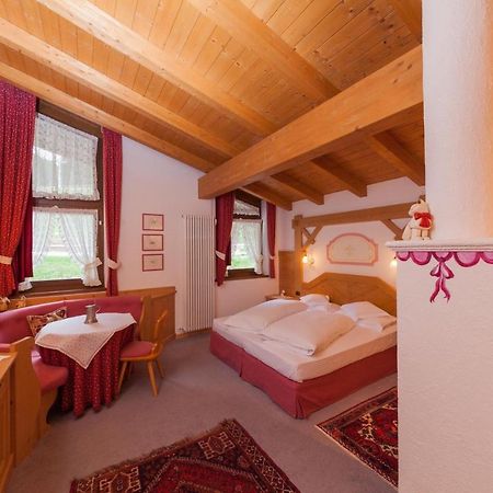 Hotel Malga Ces San Martino Di Castrozza Esterno foto