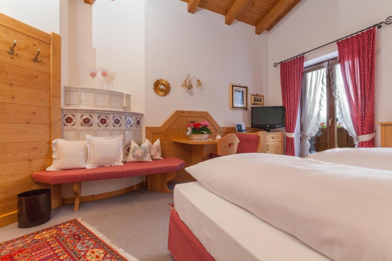 Hotel Malga Ces San Martino Di Castrozza Esterno foto