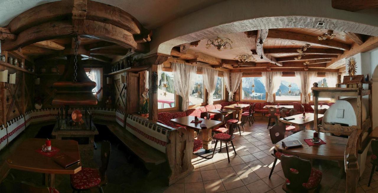 Hotel Malga Ces San Martino Di Castrozza Esterno foto