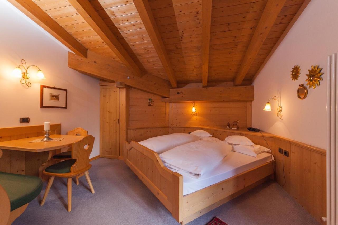Hotel Malga Ces San Martino Di Castrozza Esterno foto
