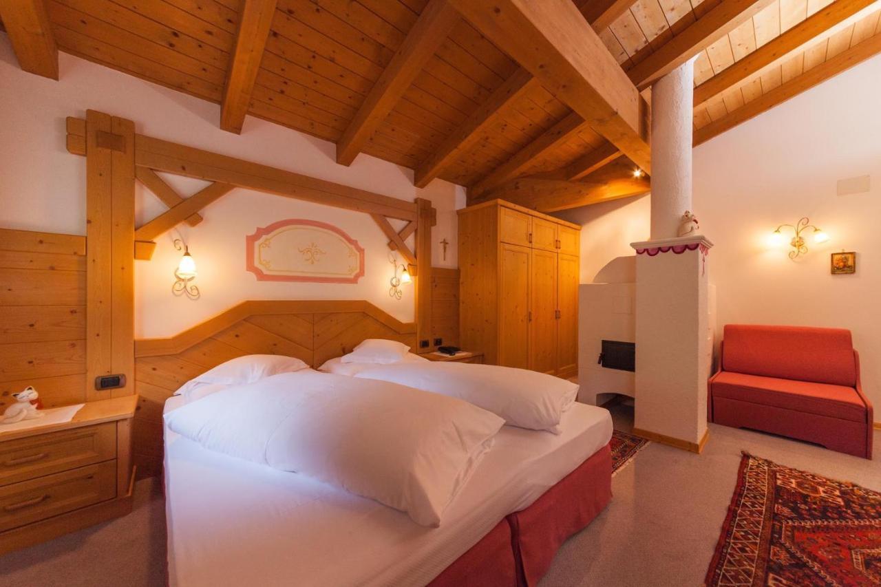 Hotel Malga Ces San Martino Di Castrozza Esterno foto