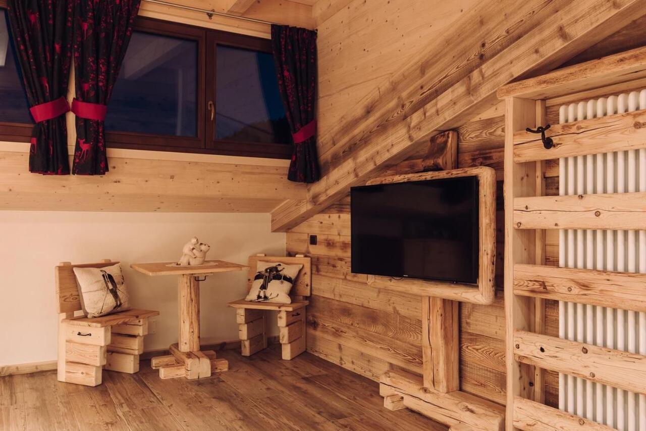Hotel Malga Ces San Martino Di Castrozza Esterno foto